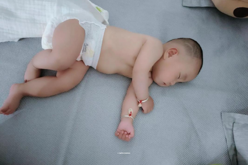 铜仁宝宝口水多怎么回事